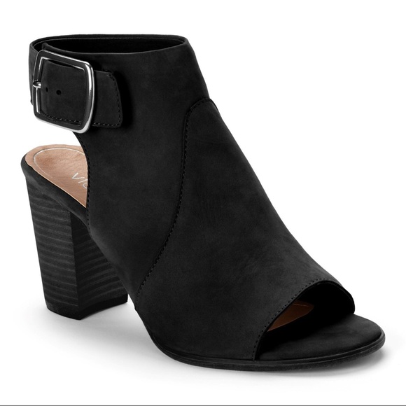 vionic peep toe booties
